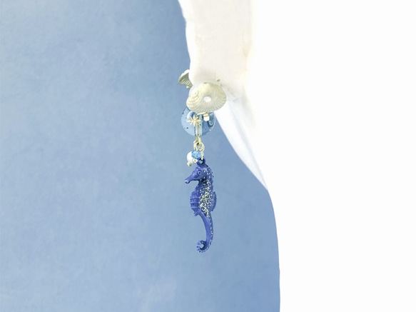 ◎海洋シリーズ◎青い海のタツノオトシゴのイヤリング 3枚目の画像