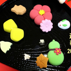 【送料無料】もこもこ羊と和菓子のお正月飾り♡ 3枚目の画像