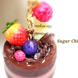 【送料無料】 とろ～りチョコレートケーキのキーホルダー♡ 2枚目の画像