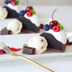 チョコレートムースケーキとラムレーズンアイスのデザートプレート【送料無料】 5枚目の画像