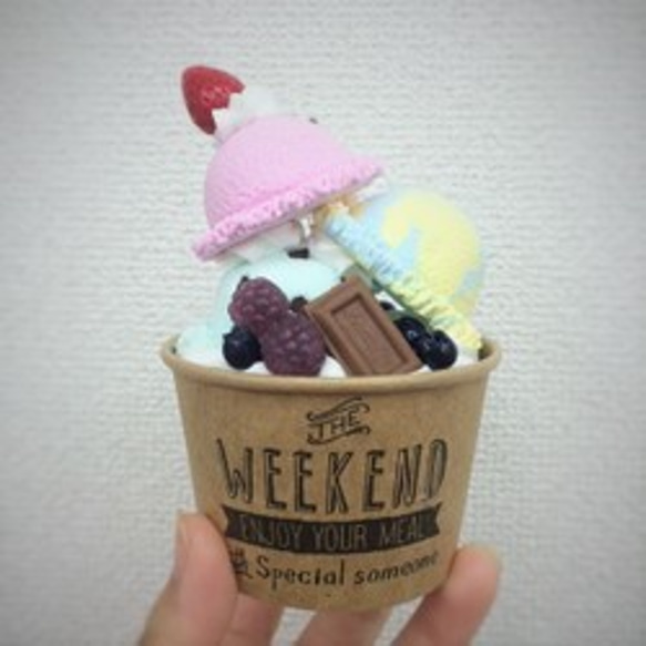 アイスクリームメモスタンド berry ペン・筆記用具 LIPDECO 通販