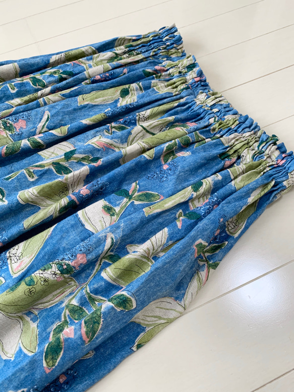 リーフ&フラワーの上質リネンギャザースカート 5枚目の画像
