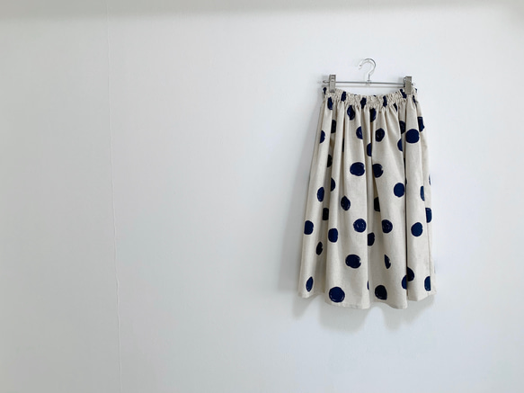 綿麻キャンバスの水玉スカート 7枚目の画像