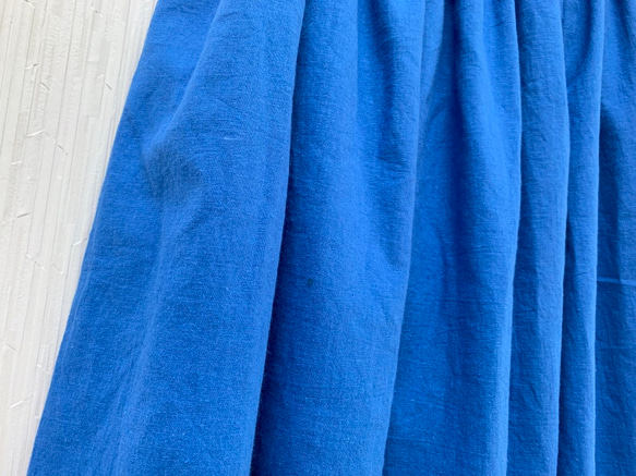 cottonリネンのギャザースカート ロイヤルブルー 5枚目の画像