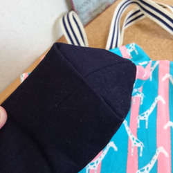 【裏地つき】スマートきりん＊ブルーピンクのシューズ袋、上履き袋 3枚目の画像