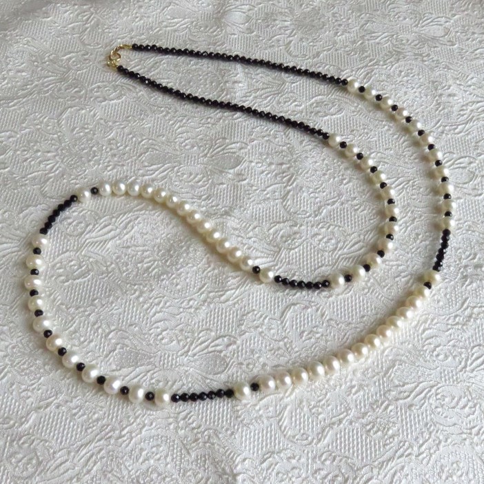 淡水パール と ブラックスピネル　ロングネックレス　MN0120-002