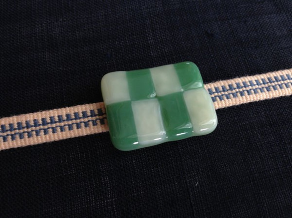 玻璃腰帶夾方格（霜×苔綠色） 第2張的照片