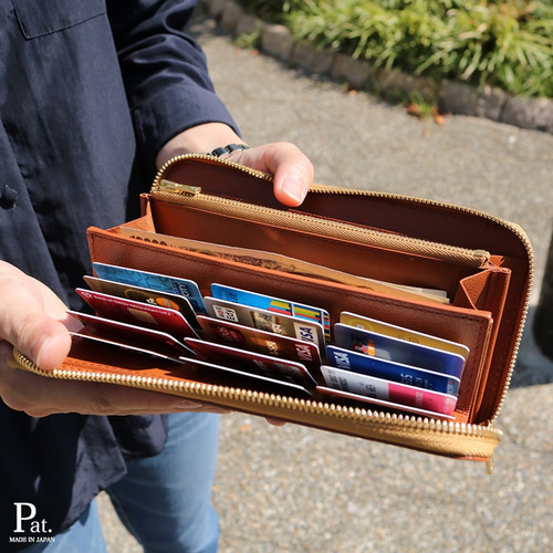ゴールド完売 使いやすい長財布 【ベーシック Pat.Zip キャメル