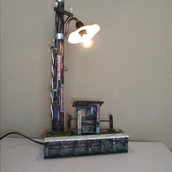 レトロ電柱ランプ（寂れた駅） 1枚目の画像