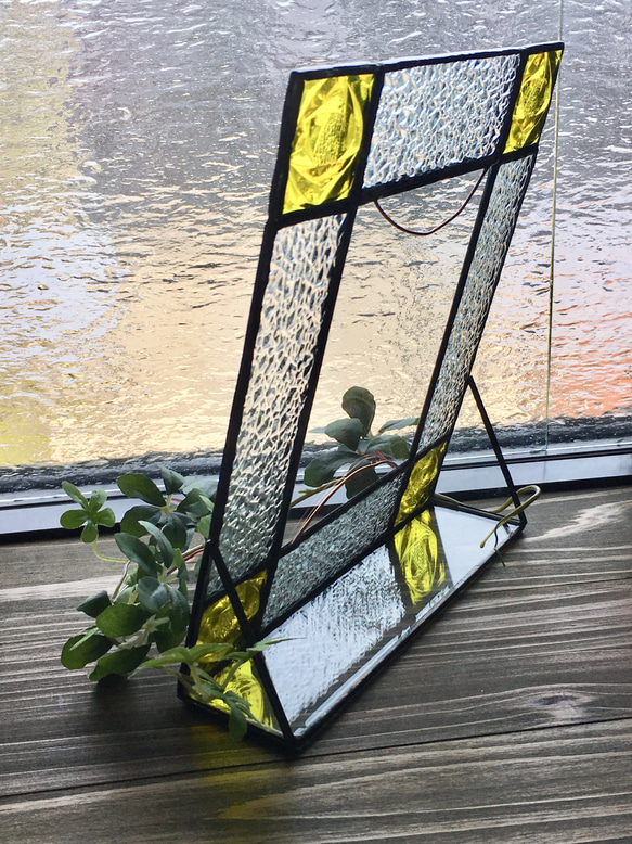 送料無料！バラガラス ステンドグラスのフォトフレーム〜縦型〜lime yellow〜 4枚目の画像
