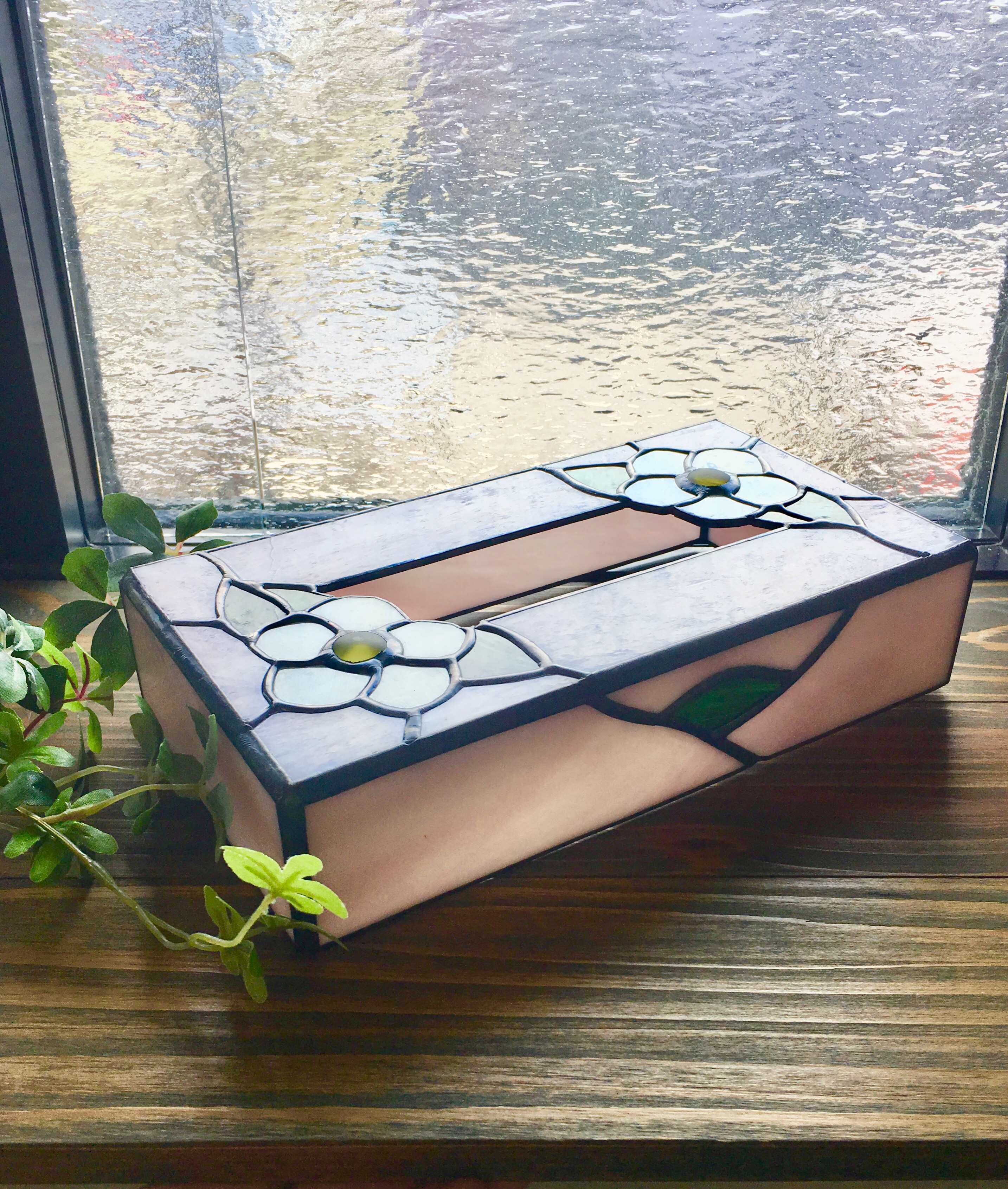 雅姫・ステンドグラスティッシュケース ティシュケースA | ワイズ・ワーク・ステンドグラス