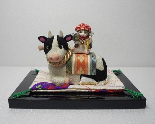 招き子猫　古布縮緬　ハンドメイド　手作り 招き子猫 古布縮緬 ハンドメイド 手作り