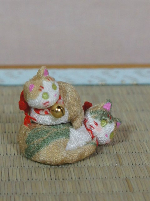 縮緬猫人形　豆まめ猫参 2枚目の画像