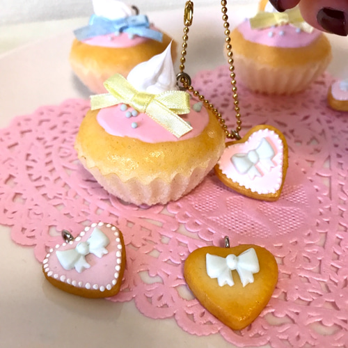 スクイーズ☆カップケーキ☆クッキー付きキーホルダー その他携帯