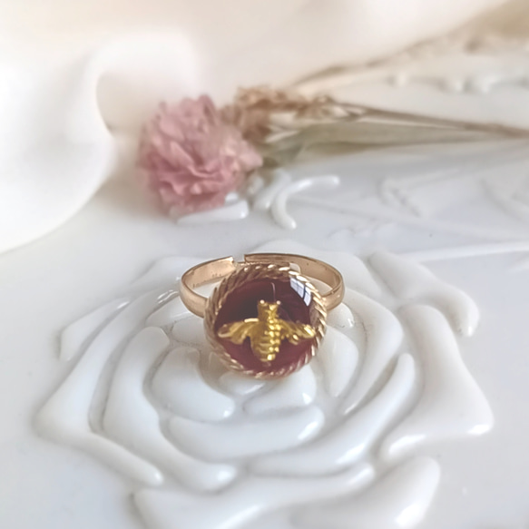 再販③♡ vintage honey bee 蜜蜂のヴィンテージリング A (ワインレッド・フリーサイズ) 1枚目の画像