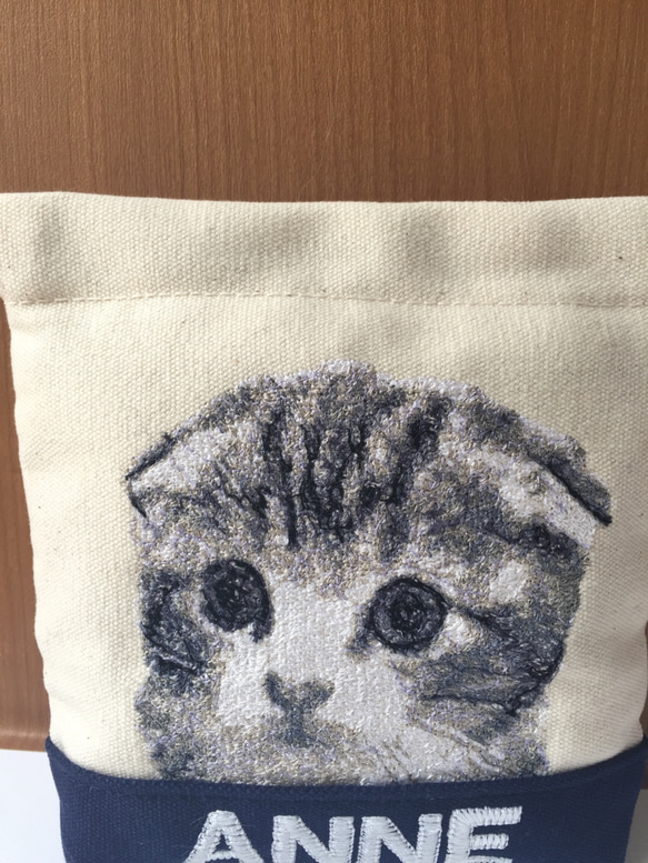 【オーダーメイド】愛犬・愛猫の刺繍ポーチ 2枚目の画像