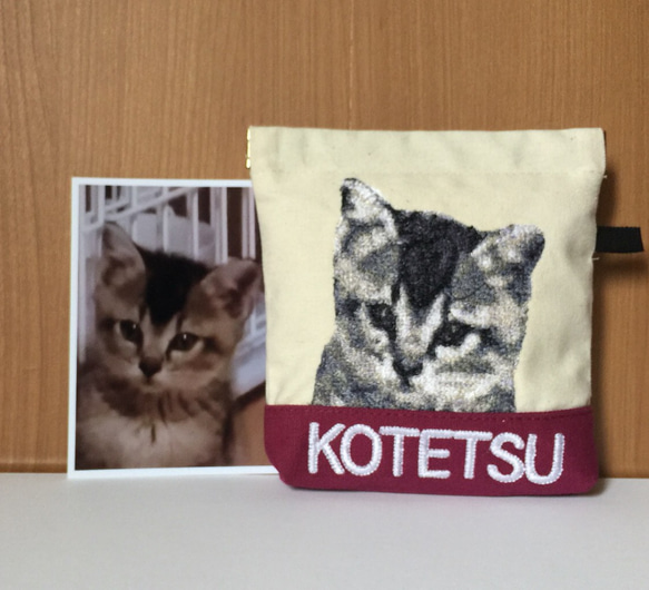 オーダー事例❤︎愛猫の刺繍ポーチ 1枚目の画像