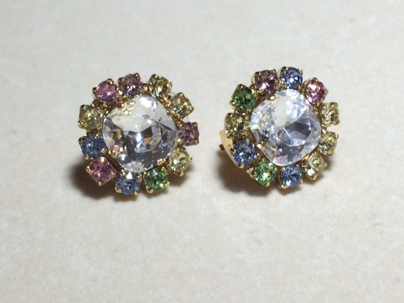 flower bijou earrings 2枚目の画像