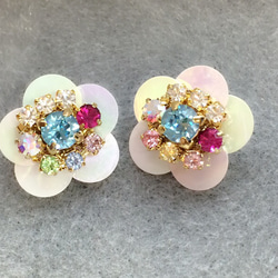 shiny flower earrings ~aqua~ 1枚目の画像