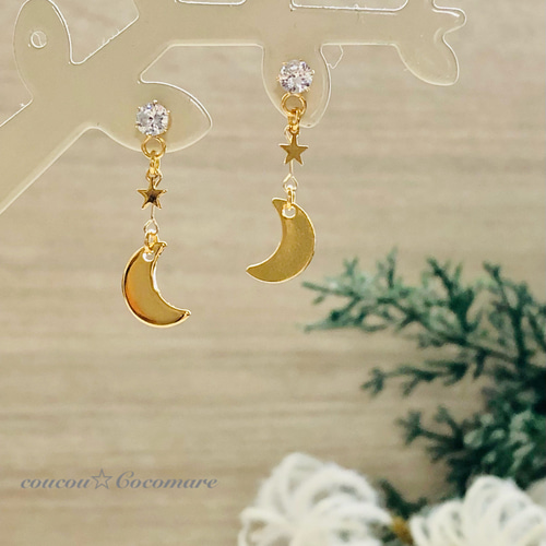 CZ付Crescent Moon ピアス【サージカルステンレス】ゴールド
