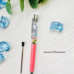 月と小花のハーバリウムボールペン【替芯黒1本付】ピンク 2枚目の画像