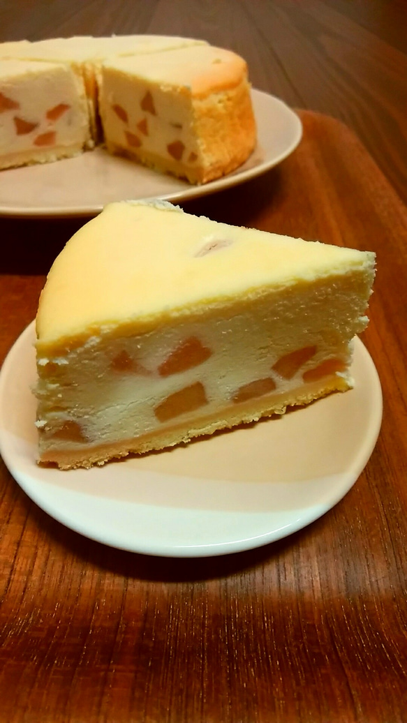 ころころ林檎のほっこりチーズケーキ。 1枚目の画像