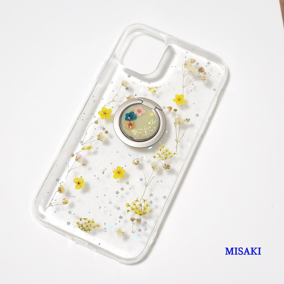iphone11　黄色い小花のスマートフォンケース　スマホリング付き 1枚目の画像