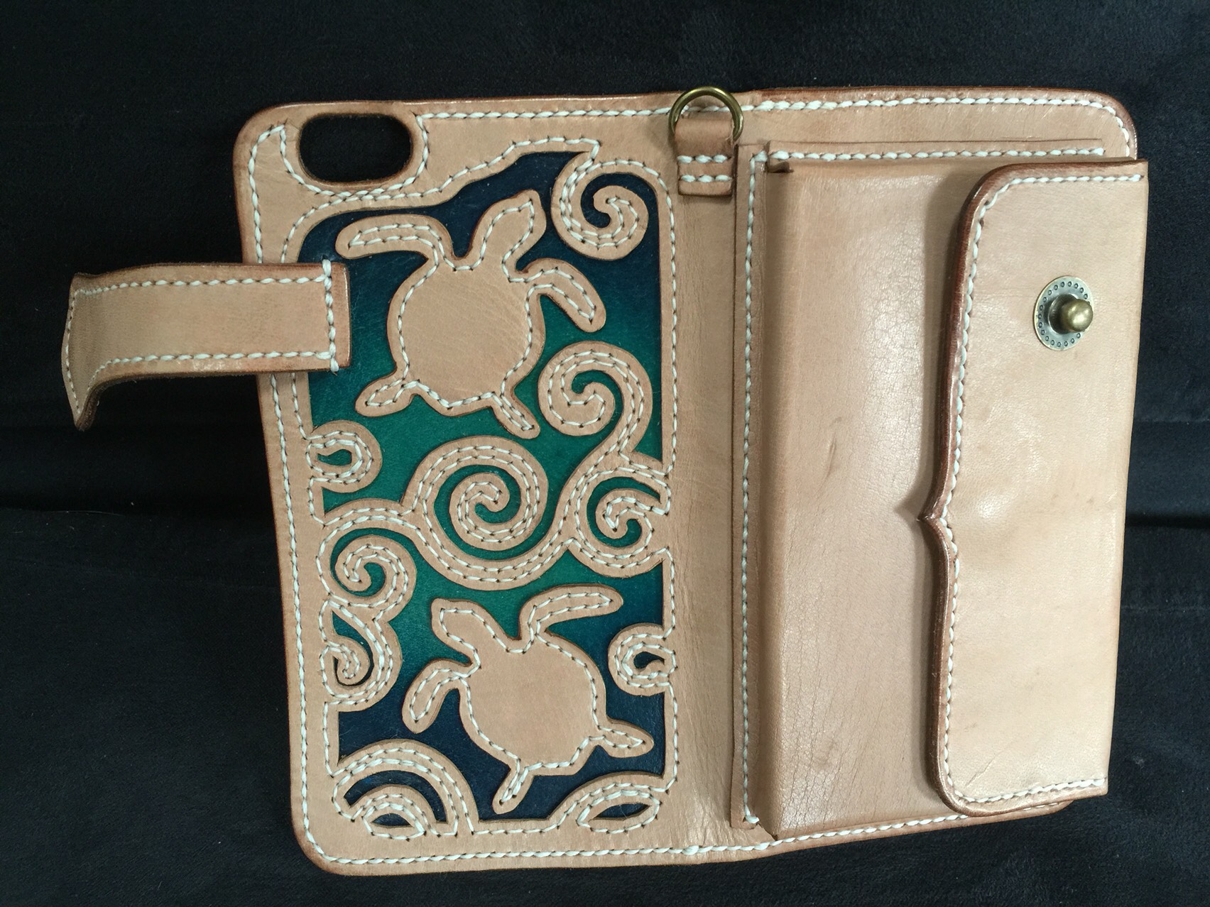 iPhoneケース＋コインケース 4,150円