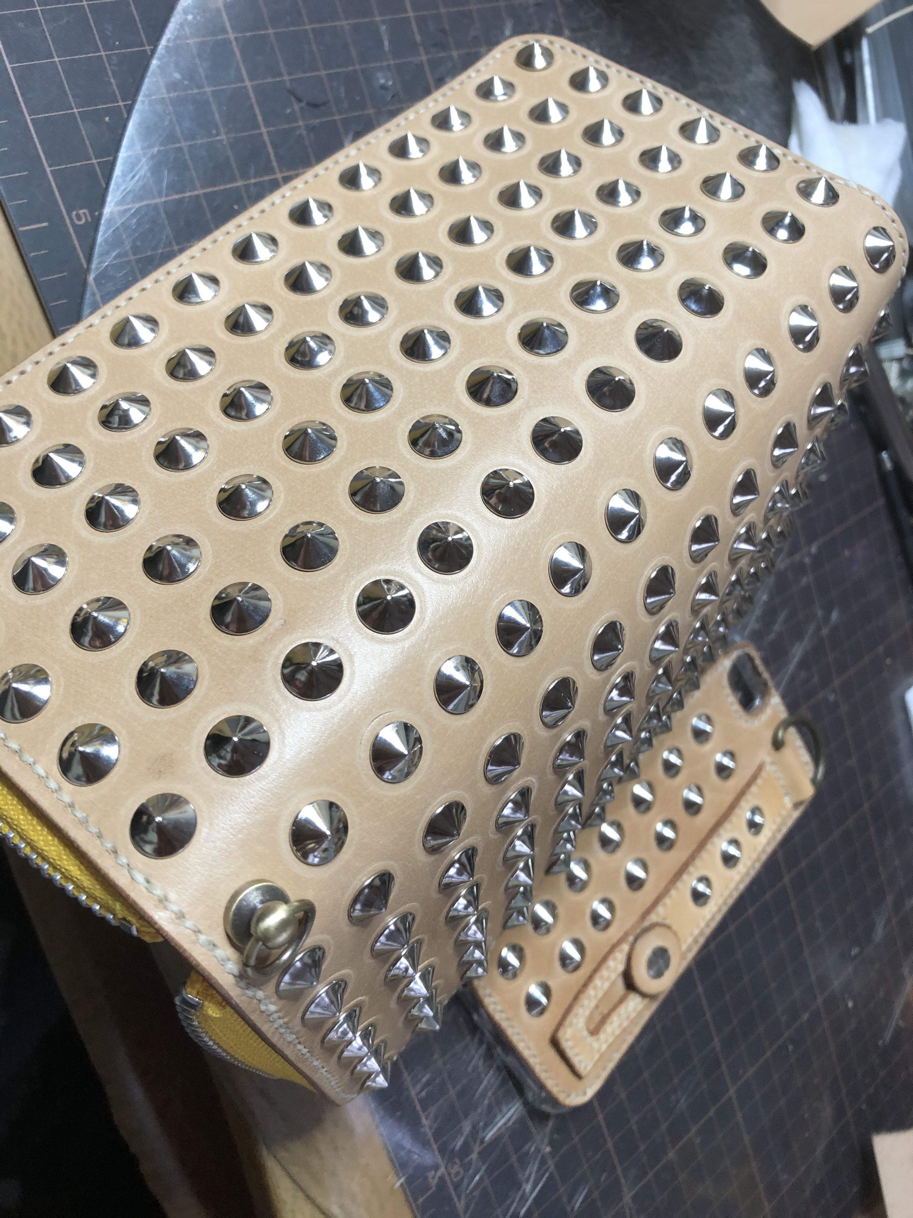 痛くないトゲトゲだけの小物