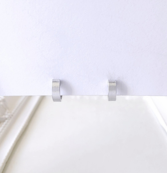 〈軽い〉〈痛くない〉〈挟めるだけ〉2wayシルバーフラットリングイヤリング・イヤーカフpt.2(両耳用)(調節可能) 2枚目の画像