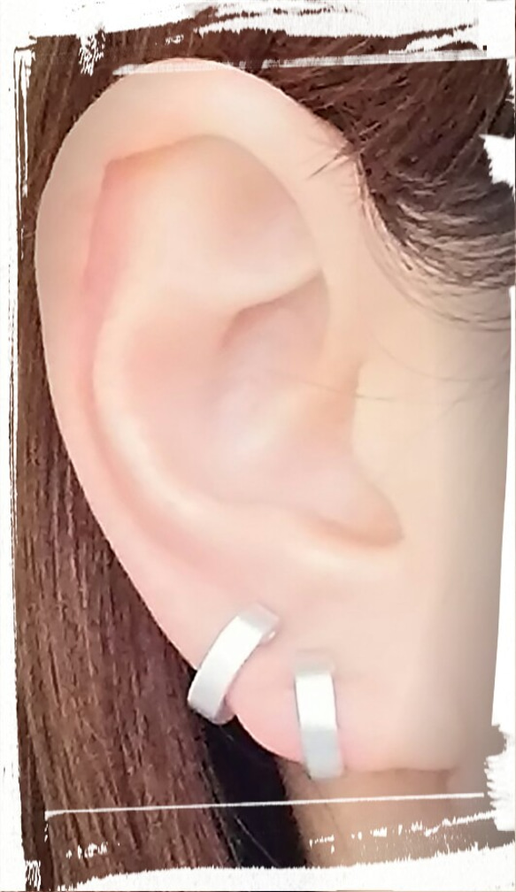 〈軽い〉〈痛くない〉〈挟めるだけ〉2wayシルバーフラットリングイヤリング・イヤーカフpt.2(両耳用)(調節可能) 9枚目の画像