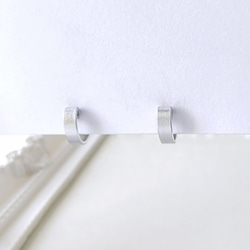 〈軽い〉〈痛くない〉〈挟めるだけ〉2wayシルバーフラットリングイヤリング・イヤーカフpt.2(両耳用)(調節可能) 3枚目の画像