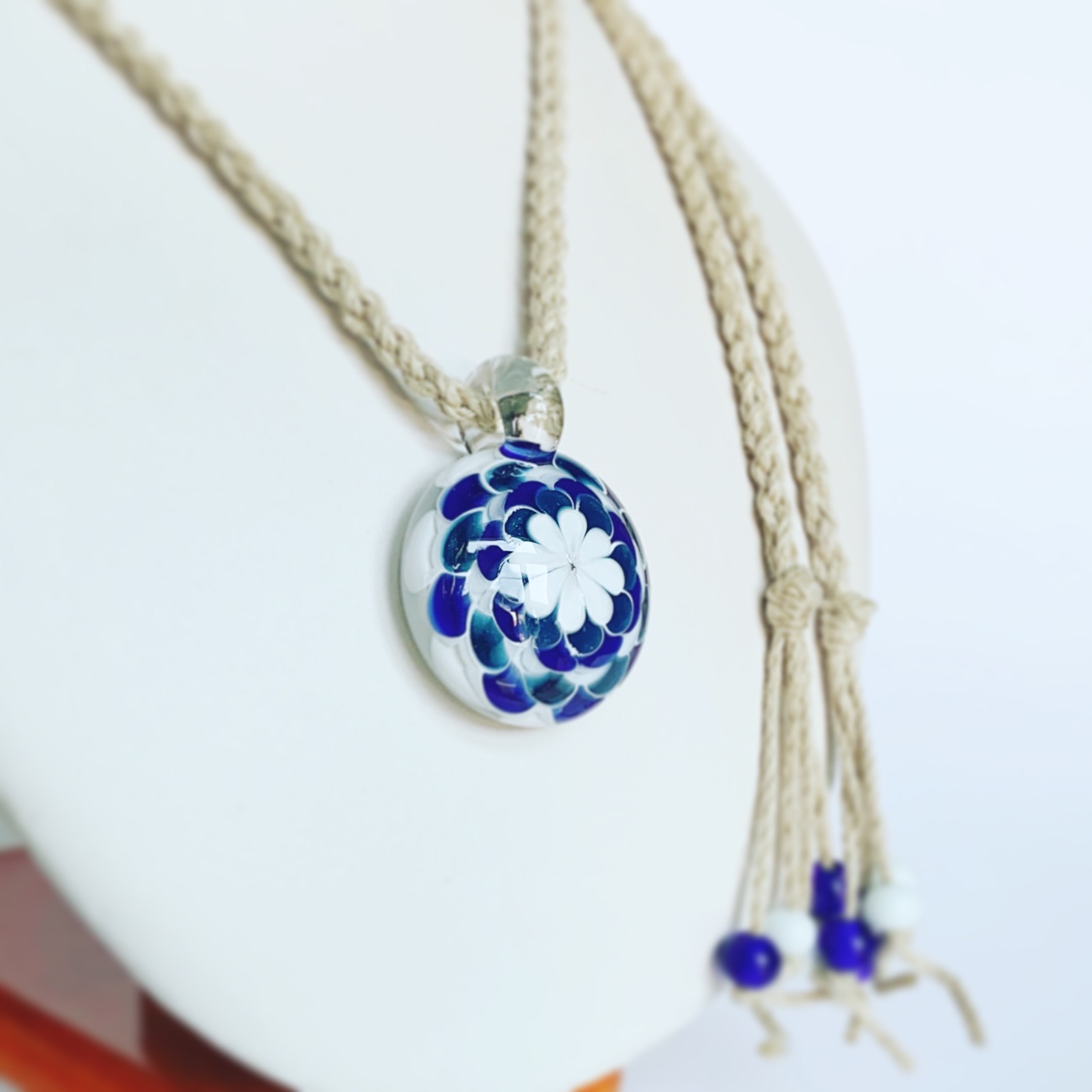 青のドット麻紐ネックレス
