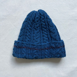 送料無料 　ちくちくしなたい藍染コットンニットキャップ　帽子 ケーブル編み ベビーサイズ 1枚目の画像