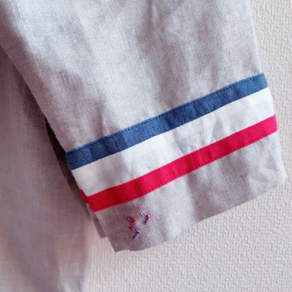 藍×白×赤 トリコロールカラーが爽やかなリネン ショート丈のカーディガン　羽織 4枚目の画像