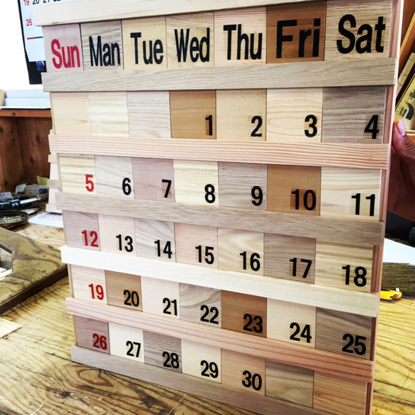 木製カレンダー 3枚目の画像