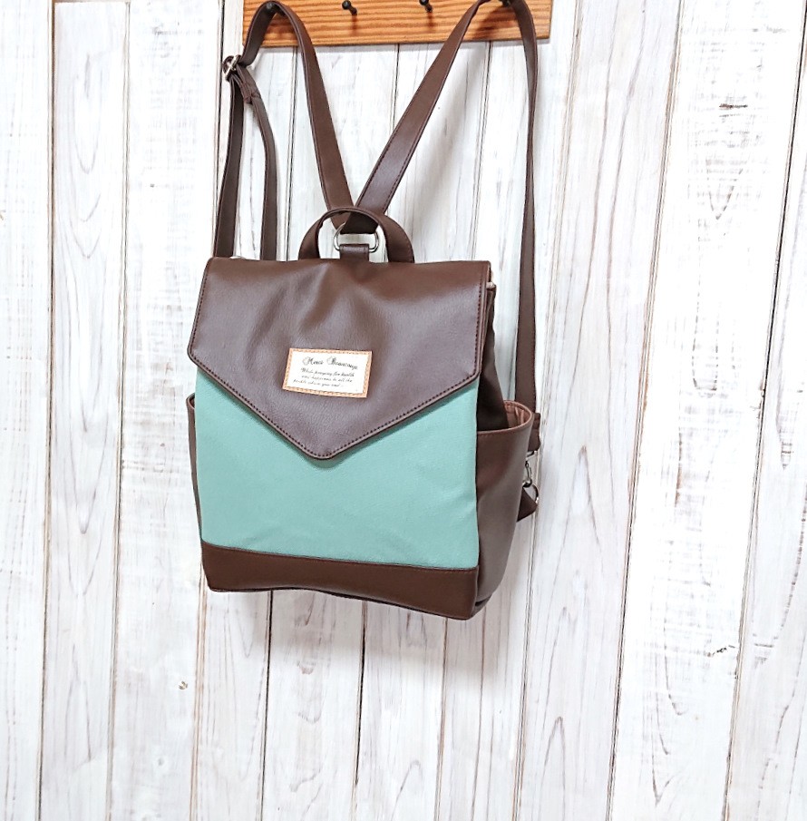 3wayチョコミントカラー合皮のリュックF（受注製作)