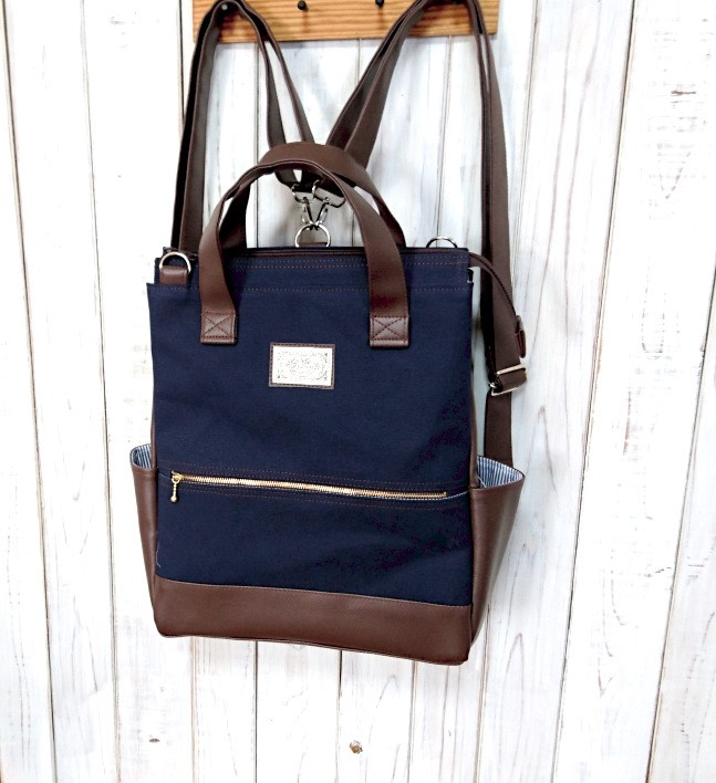 4way8号ネイビー色の倉敷帆布とこげ茶合皮の四角いリュック＋バック（受注製作)