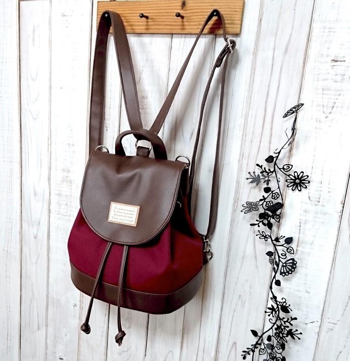 3wayのワインレッド8号倉敷帆布とこげ茶の合皮のリュックD