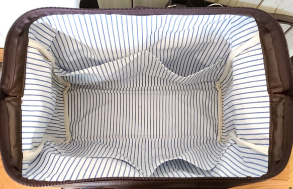 3wayネイビー倉敷帆布とこげ茶上質puレザーのワイヤー口金のリュック＆バック(大）(受注製作) 5枚目の画像
