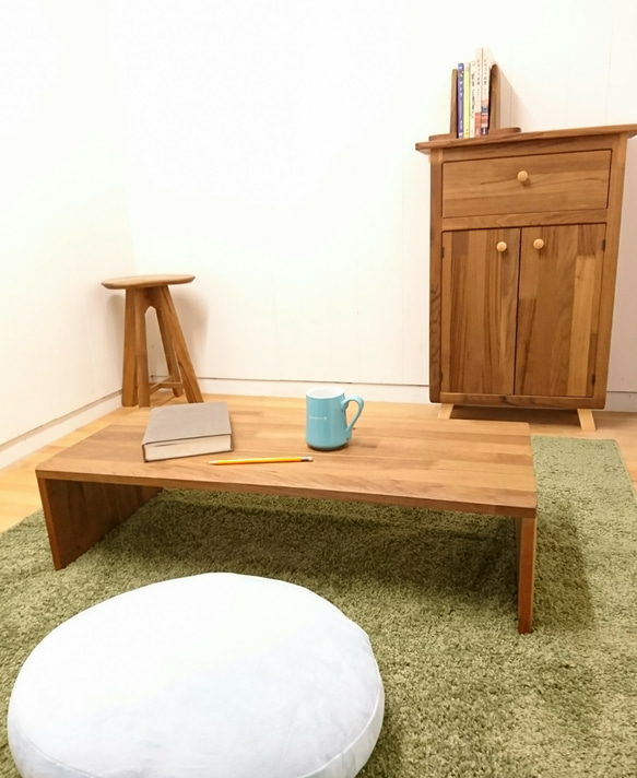 シンプルなローテーブル 1枚目の画像