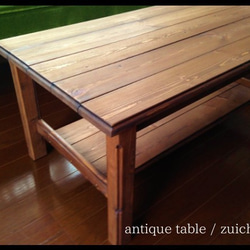 ローテーブル　木目が綺麗なアンティークテーブル・カントリー・棚付・ブライワックス仕上げ 1枚目の画像