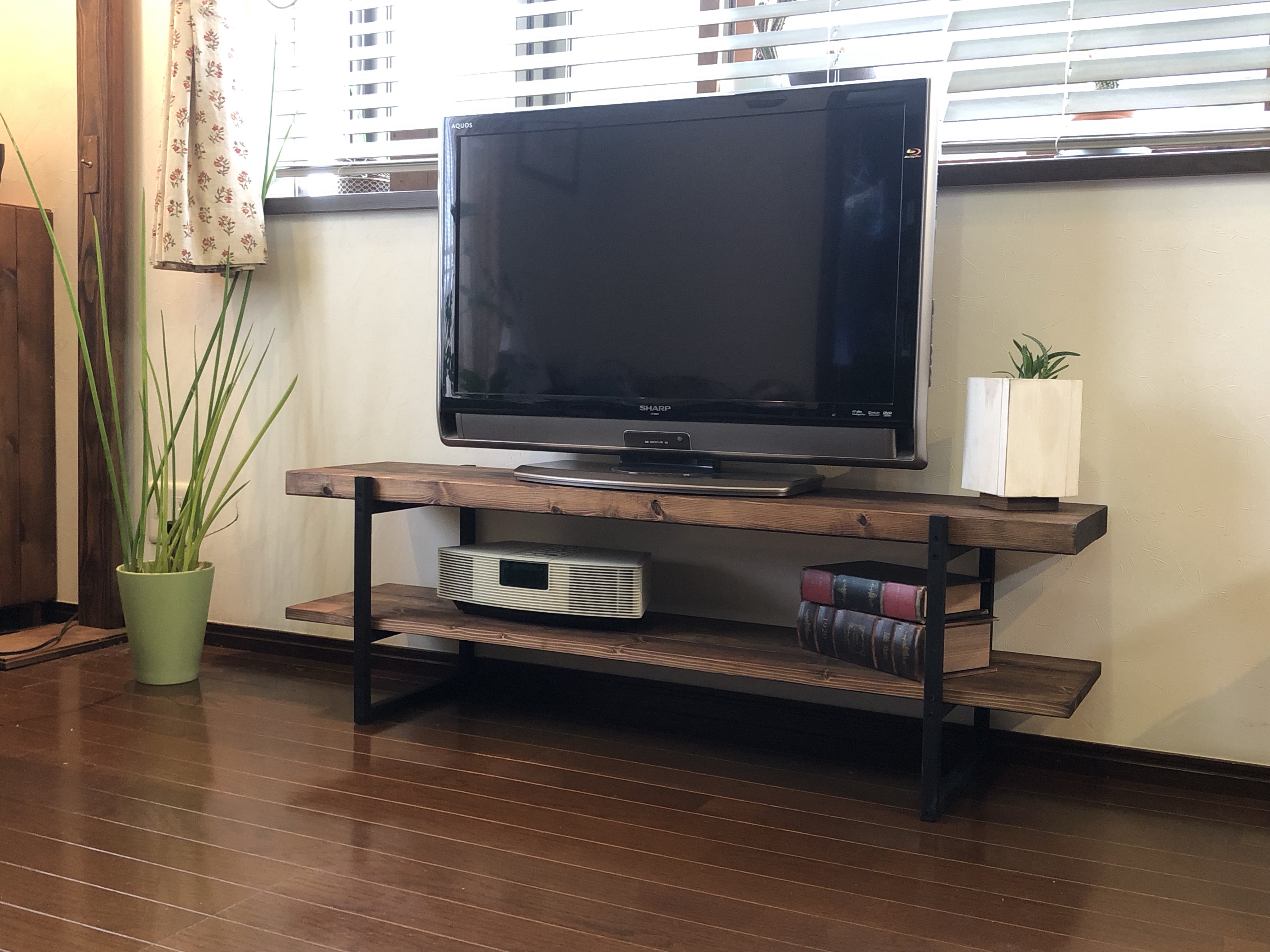 ウッドフレームと無垢材のTVボード｜幅120cm｜受注制作