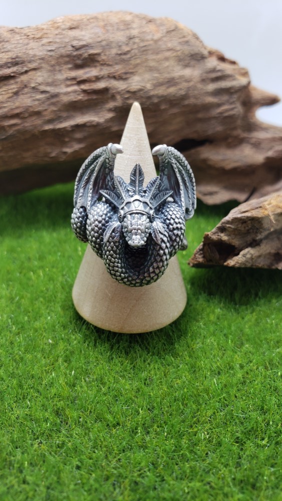 ケツァコアトル・リング