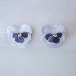 Pansy (earing) 第1張的照片