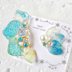 紫陽花ピアス&イヤーカフ✿*:･ﾟfantasyblue flower ear cuff✿*:･ﾟ【2点セット】 1枚目の画像