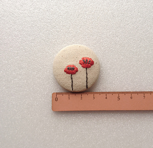 《受注制作》刺繍ポピーブローチ＊あか 2枚目の画像