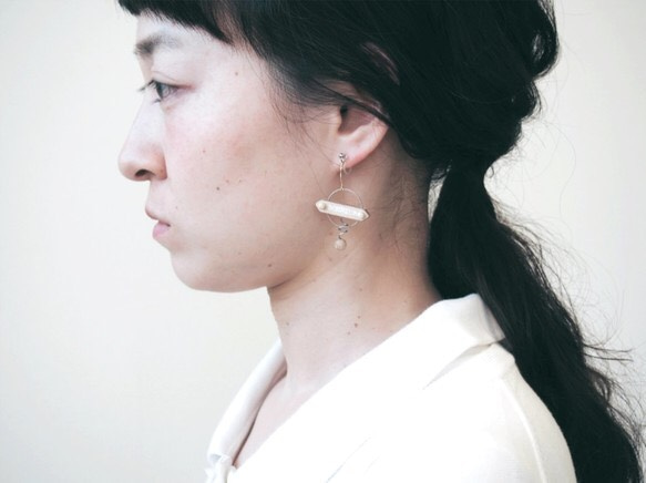 communicator pierced earring  / B (silver hoop)【 受注生産 】 1枚目の画像