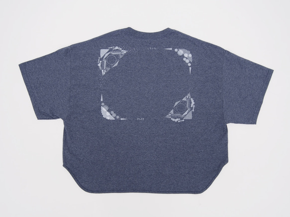 バックプリントと手刺繍のマンハッタンカットT-shirt < heather navy >【 受注生産 】 8枚目の画像