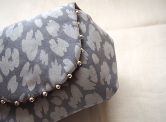 LEOPARD CLUTCH POUCH / smokey blue 【 訂製 】 第1張的照片